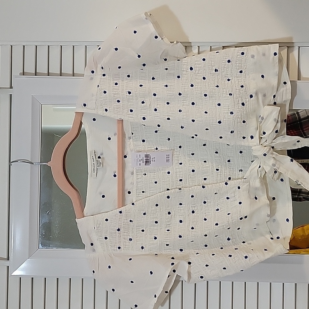 NWT American Eagle Crop Top